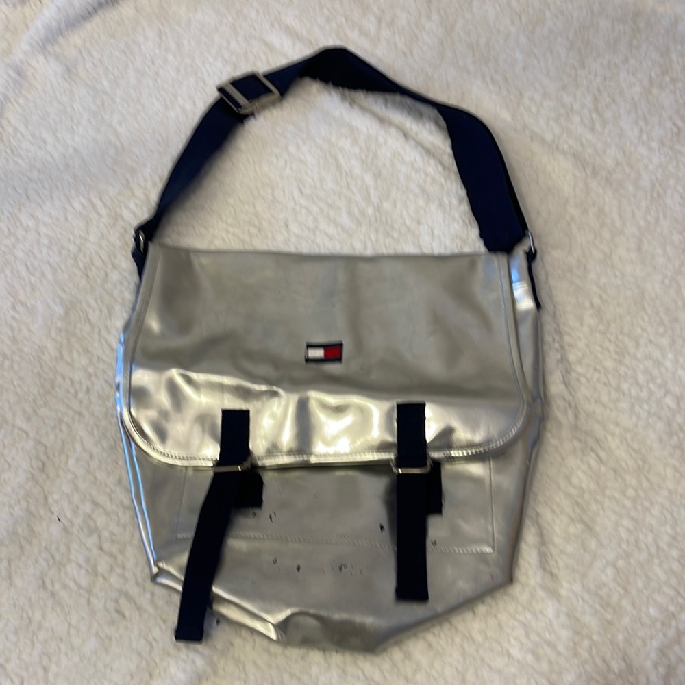 Timmy Hilfiger messenger bag